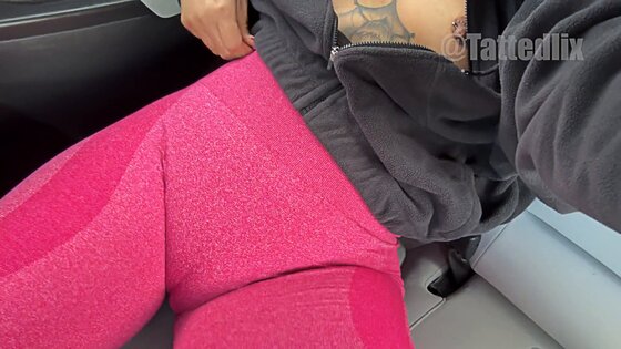 close up pussy car masturbation