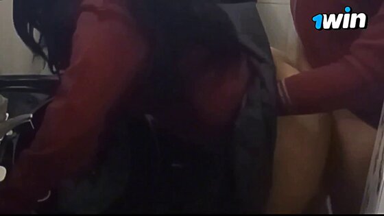 amateur couple college💖!boys❤️girls and bathroom sex