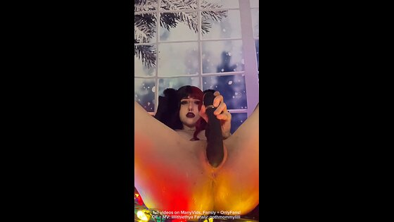 hot milf goth)#😏emo girl in ripped stockings has creamy squirt orgasm all over bbc dildo