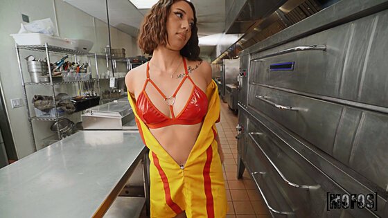 cumshot clean up kimora day out porn videos