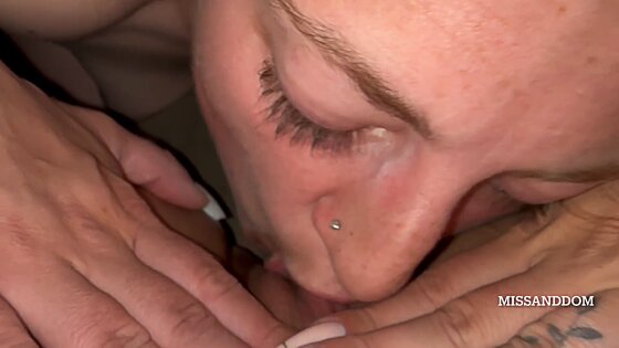 extreme pussy eating lesbian dom ass licking