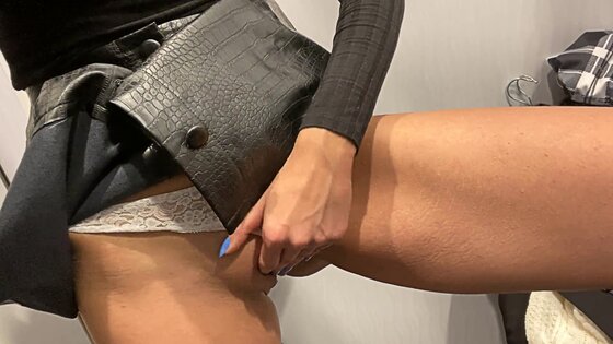 clit rubbing orgasm masturbatingthroughixxx clothes