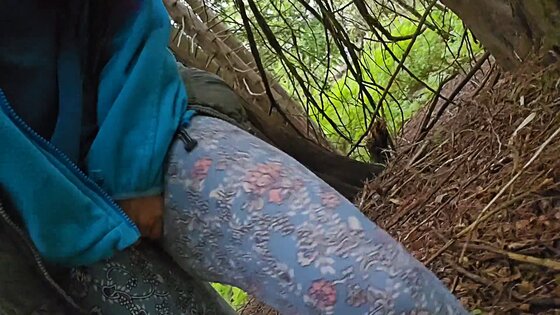 hiking pee(fetish 3movs