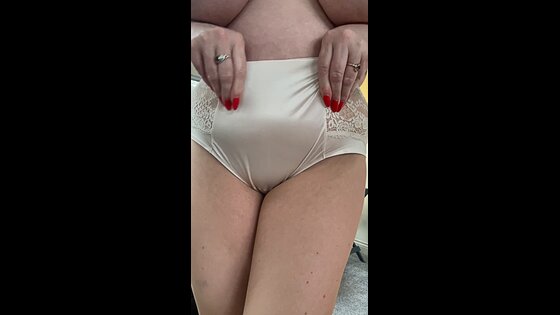 big ass mom satin panties xhamster lesbian