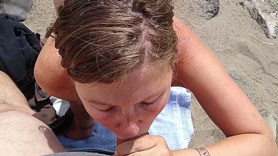 amateur blowjob schoolgirlsblowjob a cock