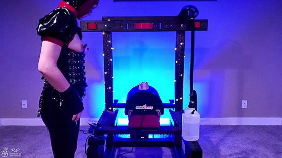 bondage sexmachine giving bdsm slut a strong orgasm