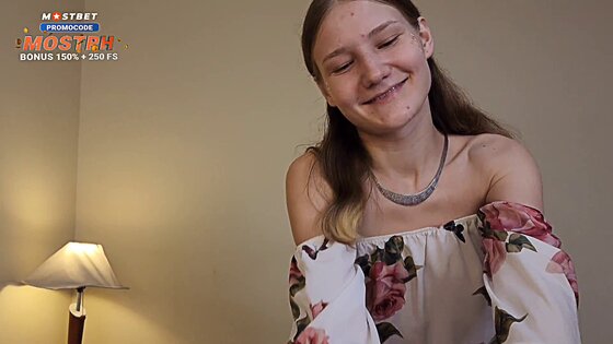 petite sexy💖🍓🚀blowjob fuq