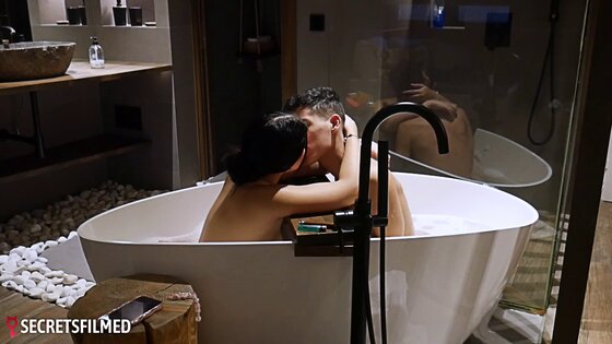 latina giving head very hot romantic 3movs sucking sex