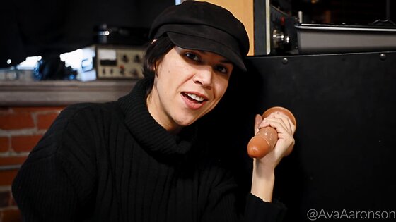 tutorial would you teach me how to give a good handjob joi